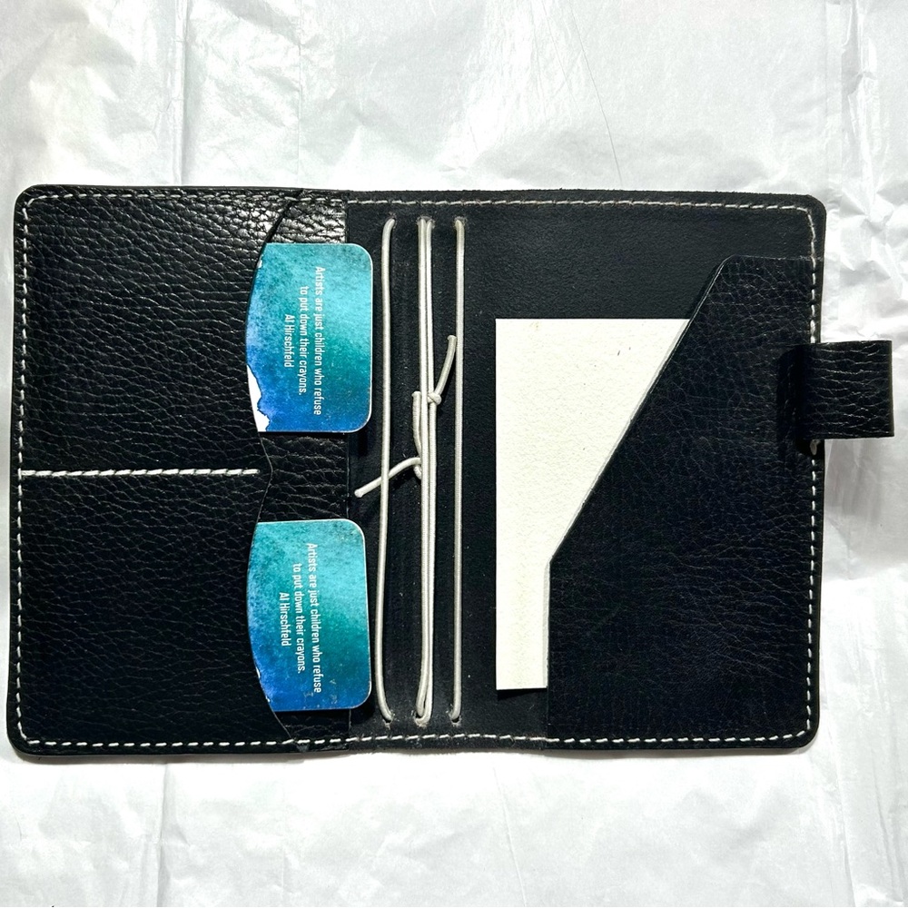 Chic Sparrow Ink Cascade Traveler’s Notebook / Wallet - Picture 4 of 7